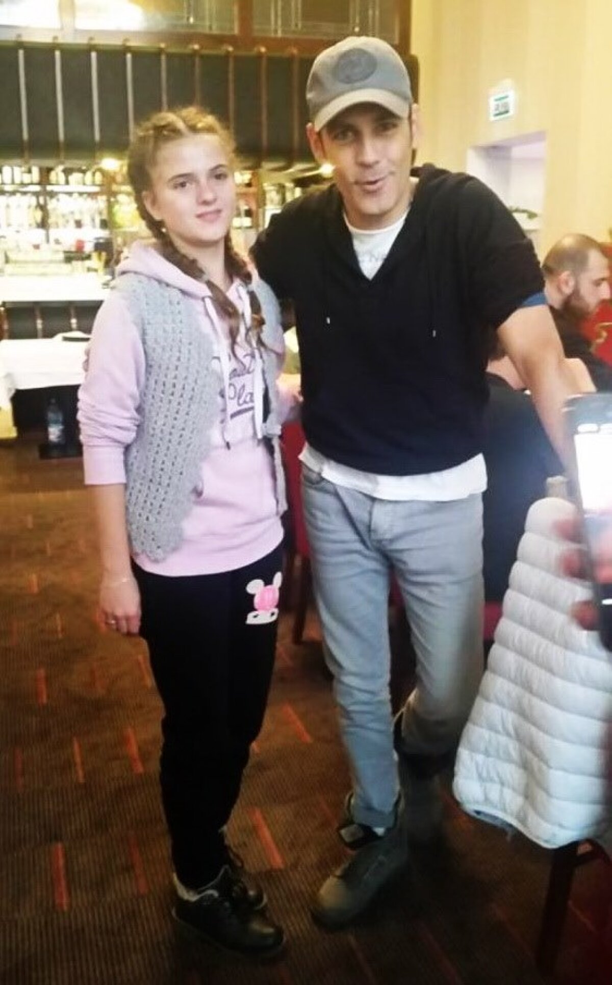 Ștefan Bănică despre fotografia în care apare alături de Alexandra Măceșanu: „Mi s-a strâns inima cât un purice”