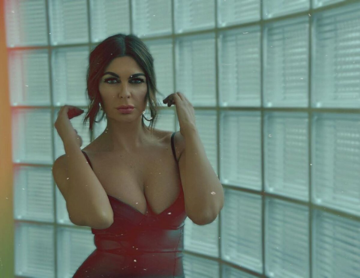 GALERIE FOTO RĂVĂȘITOARE Jolanda cea hot! Jurnalista de sport care uimește Italia