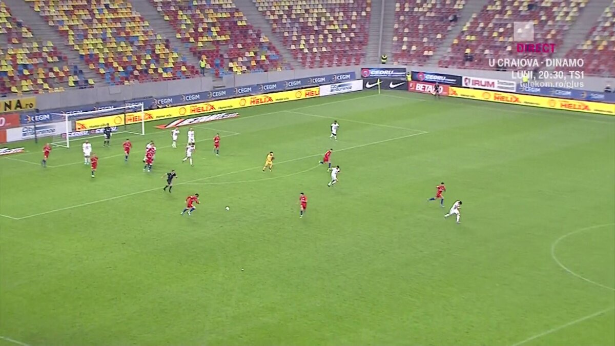 FCSB - SEPSI 2-1 // FOTO Fază de tot râsul pe final » 4 fotbaliști au scăpat cu poarta goală, dar Man a arătat că nu știe regulamentul