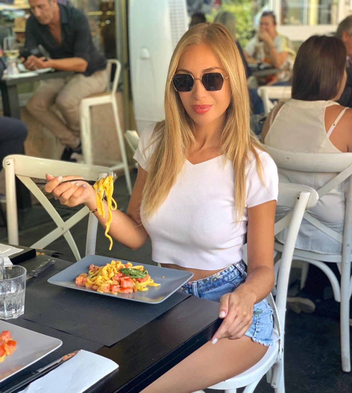 GALERIE FOTO Laura Cremaschi, poveste de dragoste de senzație cu un fundaș al lui AC Milan