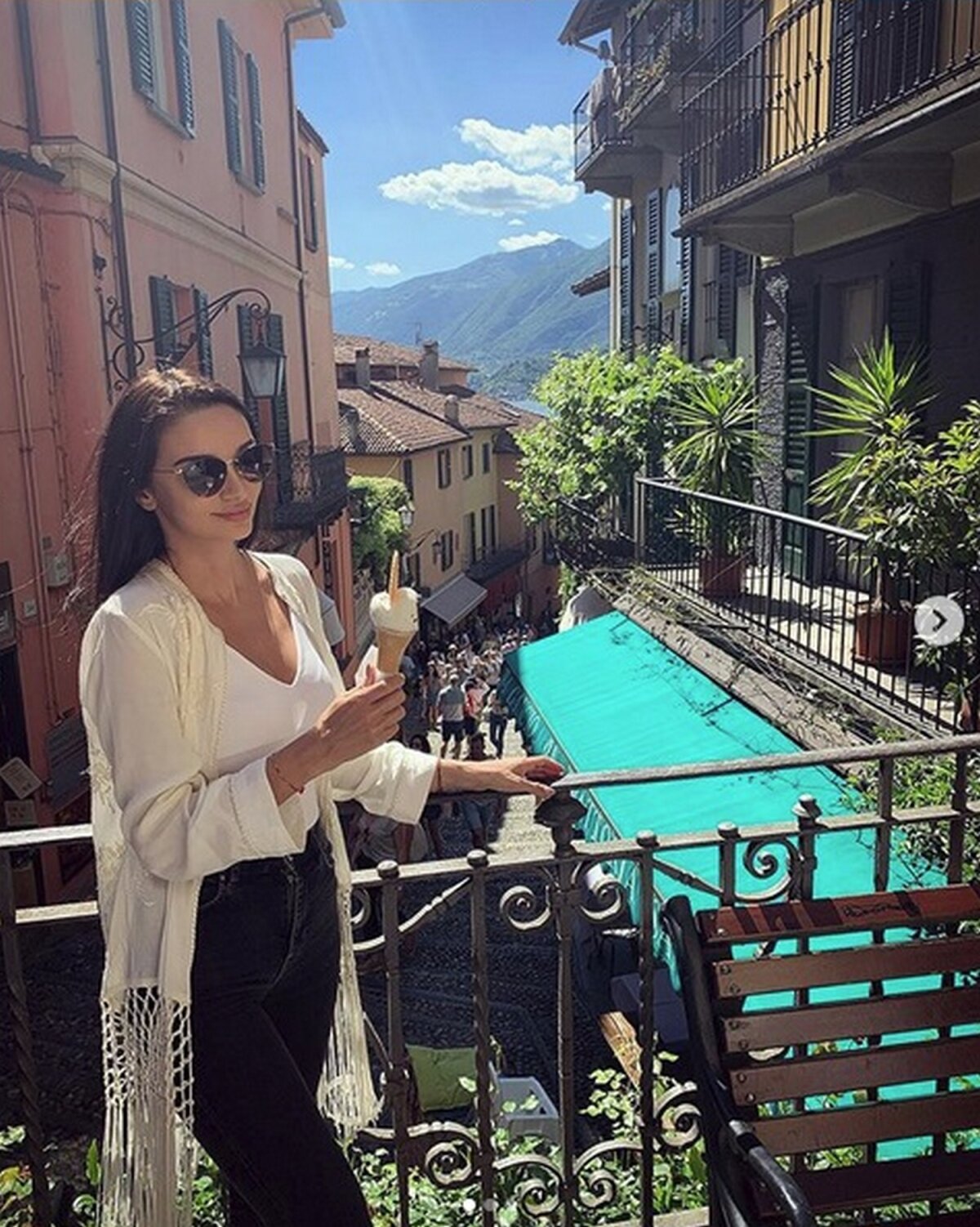 GALERIE FOTO // Viitorul joacă tare și în afara terenului! Cele mai frumoase iubite ale fotbaliștilor lui Hagi