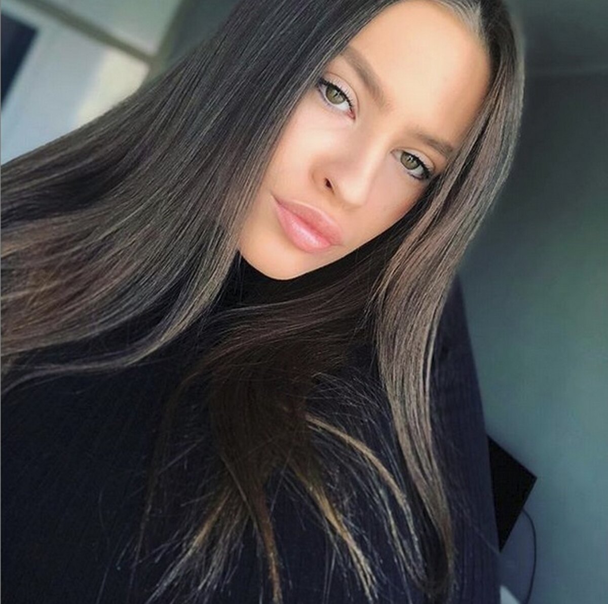 GALERIE FOTO // Viitorul joacă tare și în afara terenului! Cele mai frumoase iubite ale fotbaliștilor lui Hagi