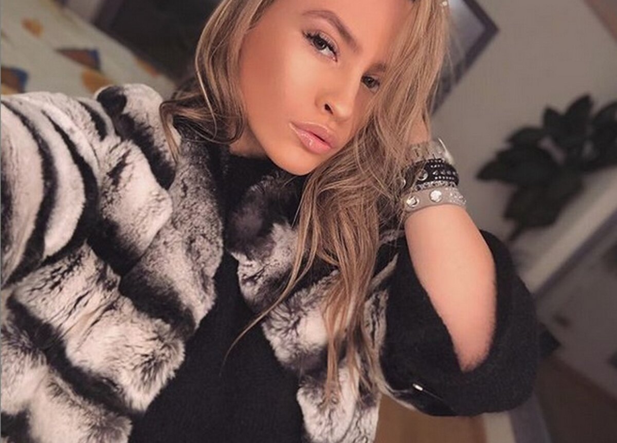 GALERIE FOTO // Viitorul joacă tare și în afara terenului! Cele mai frumoase iubite ale fotbaliștilor lui Hagi