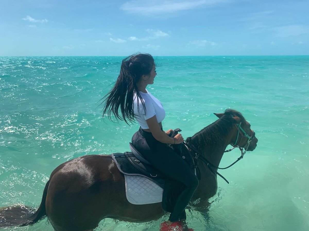 GALERIE FOTO Rachel Bush cucerit Instagramul! Soția lui Jordan Poyer e superhot în fiecare fotografie