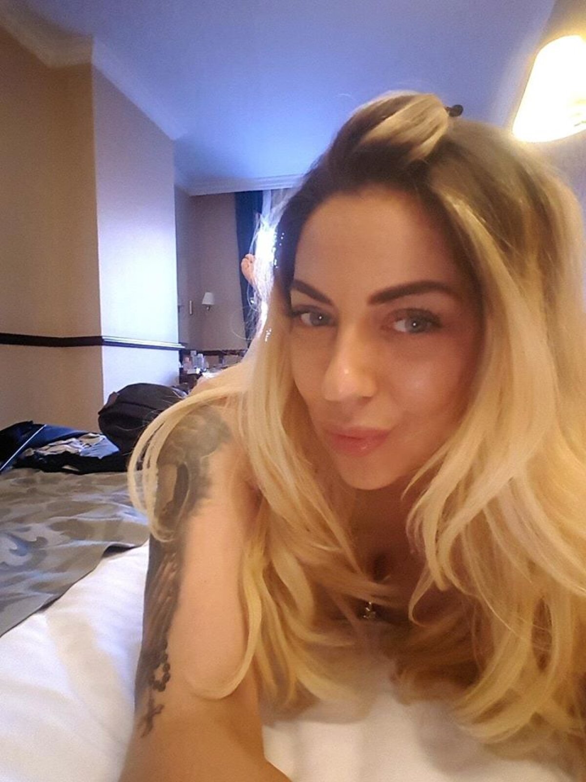 FOTO Roksana Gantova n-a uitat de Rapid nici de Sărbători: „Vreau de la Moșul să-mi garanteze că echipa mea promovează”