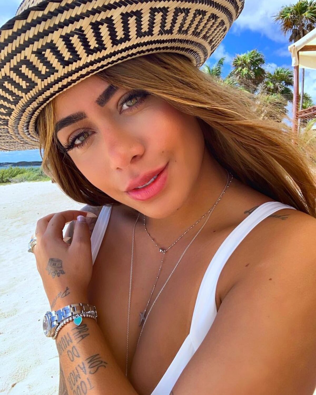 GALERIE FOTO Sora lui Neymar, vacanță într-un resort exclusivist din Brazilia! S-a pozat în cele mai hot ipostaze