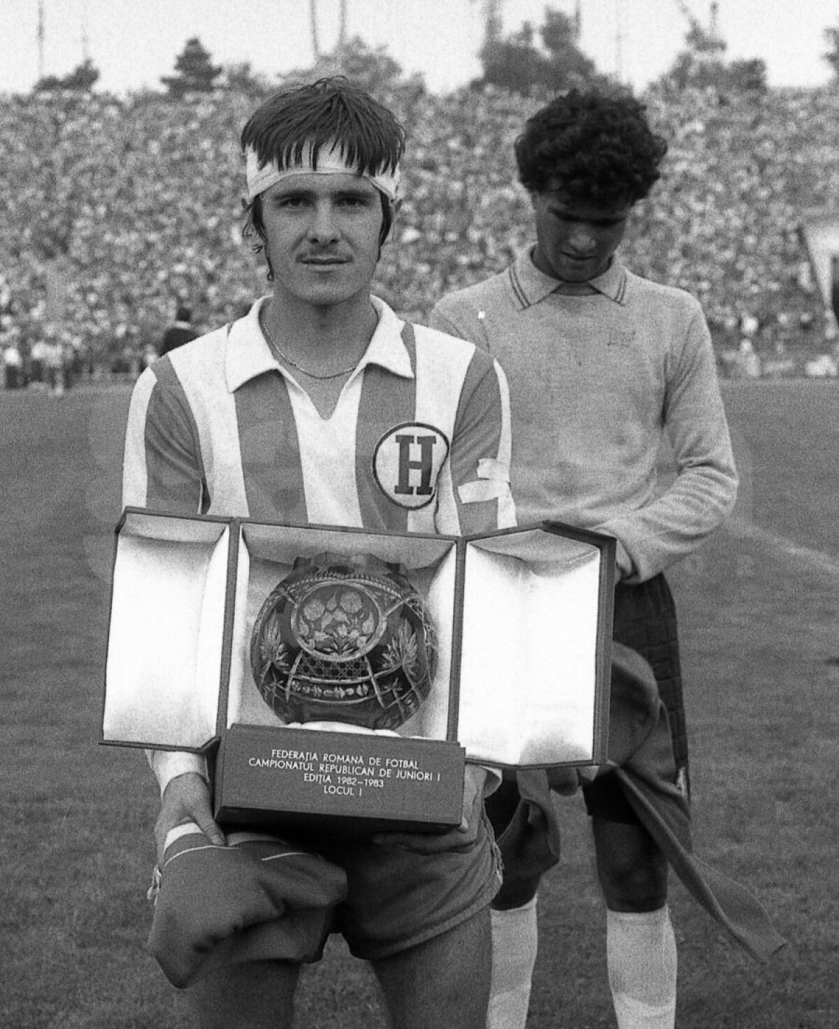 RETRO GSP 36 de ani de când Dorin Mateuț și Marius Lăcătuș debutau la națională: „În loc să fiu cu Generația de Aur în America, în '94 m-am lăsat de fotbal!”