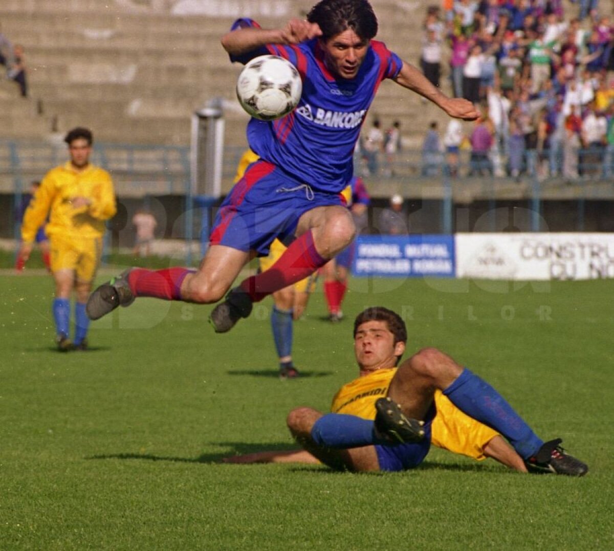 RETRO GSP 36 de ani de când Dorin Mateuț și Marius Lăcătuș debutau la națională: „În loc să fiu cu Generația de Aur în America, în '94 m-am lăsat de fotbal!”