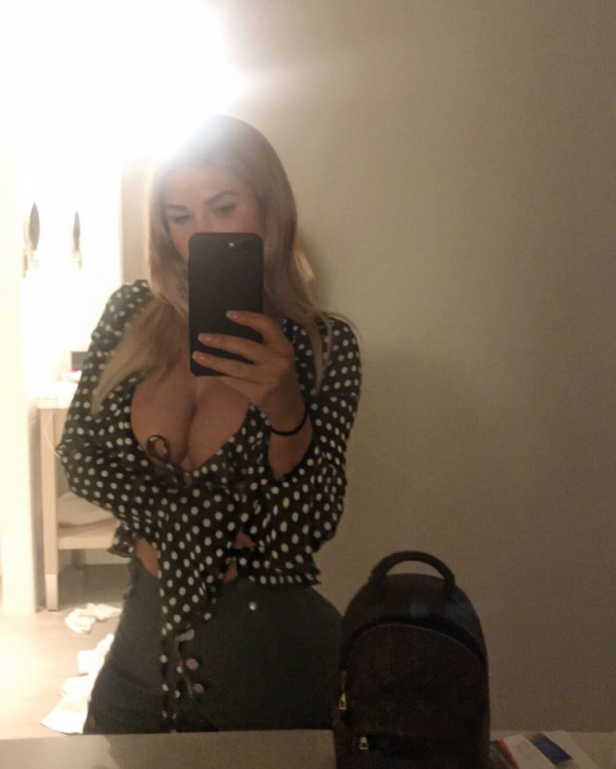 GALERIE FOTO Cel mai sexy manager » Lauren e răvășitoare și îi înnebunește pe fani! Nu ratează niciun eveniment sportiv