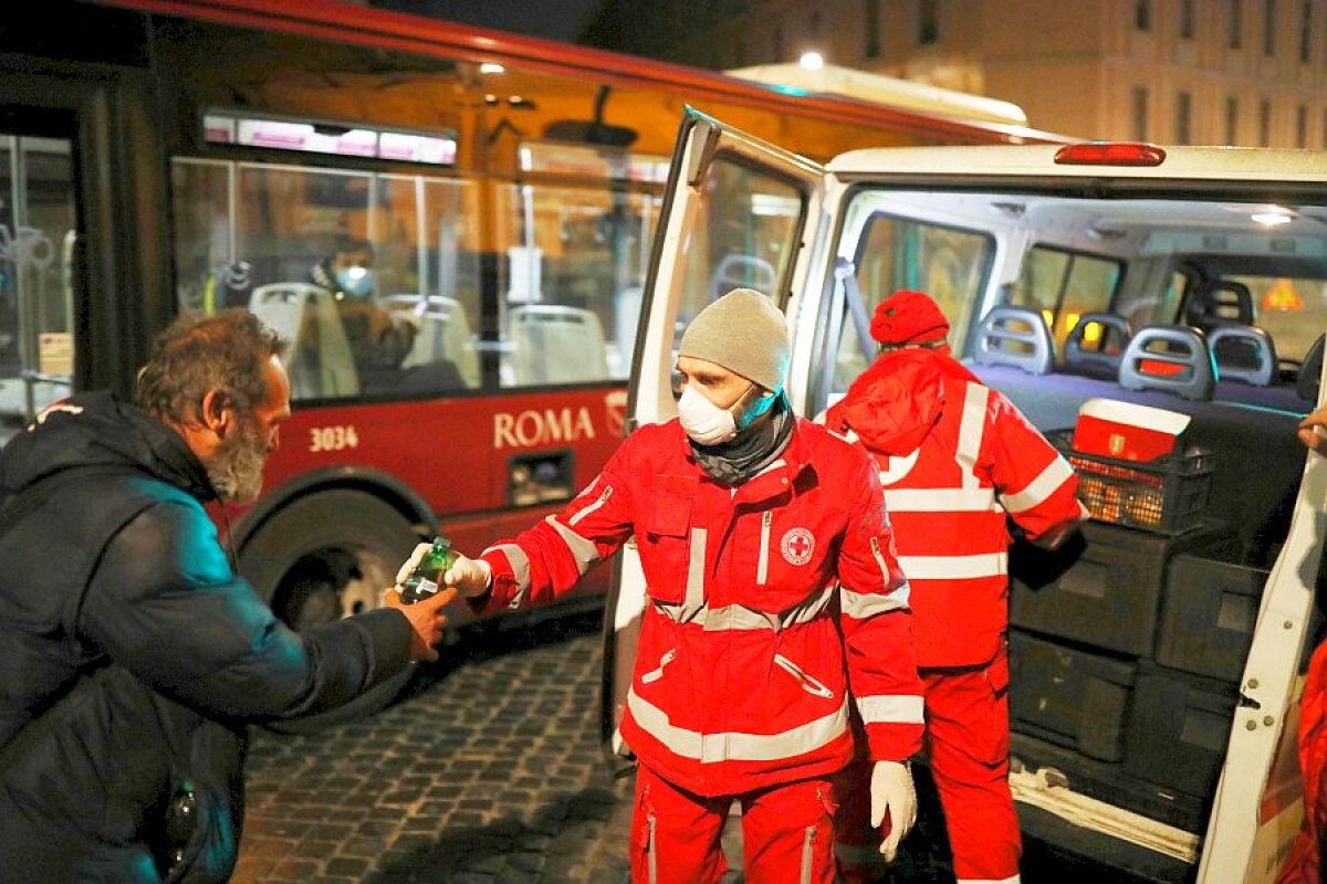 Fotografia zilei - cele mai interesante imagini ale lunii martie 2020