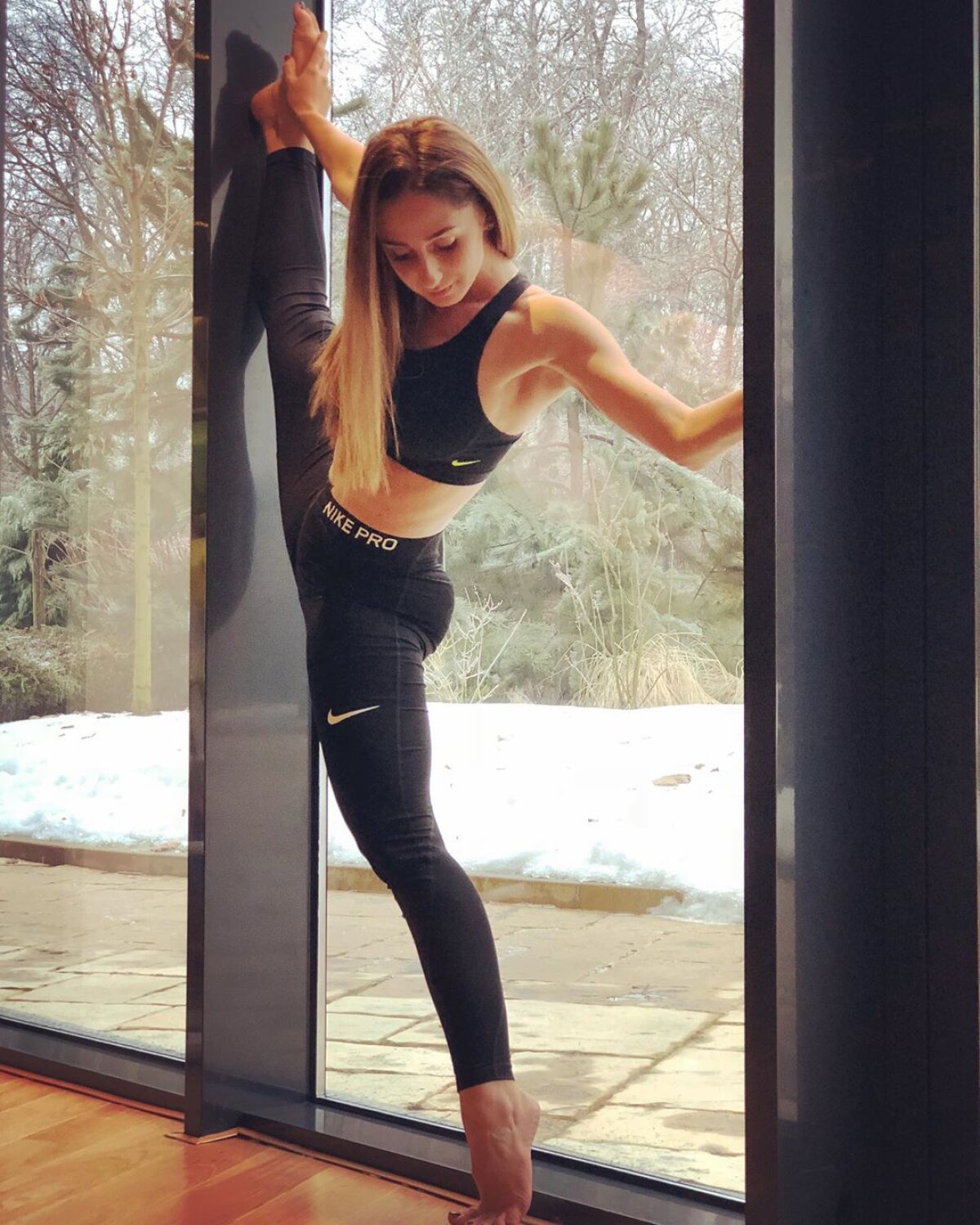 VIDEO+FOTO Laura Cupșa face senzație pe Tik Tok cu video-urile de fitness » Campioana mondială are peste 120.000 de urmăritori
