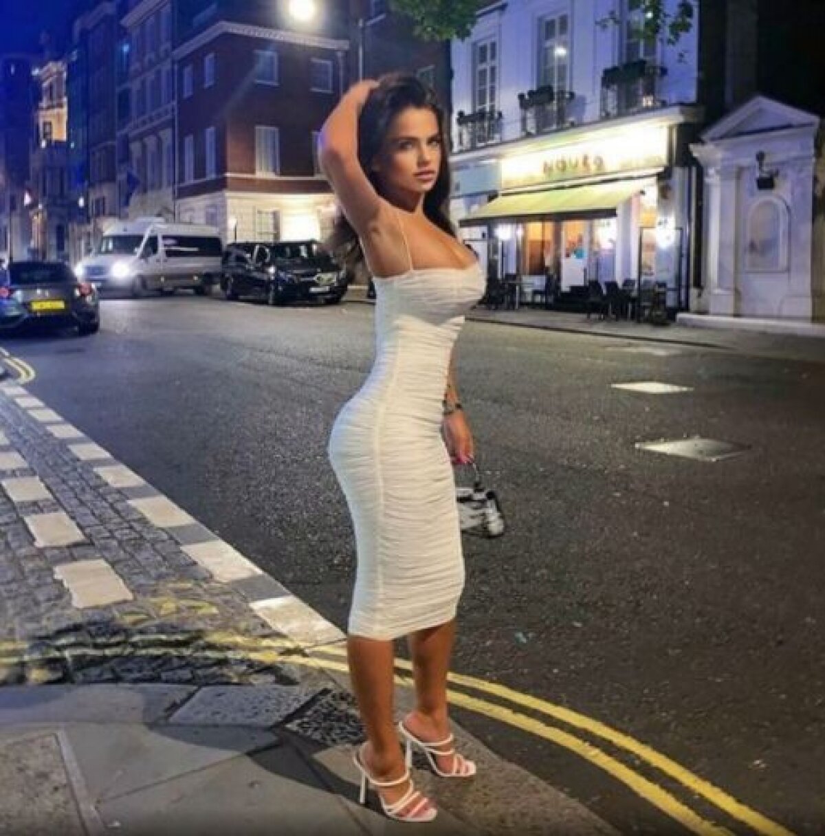 FOTO HOT! Soția lui Bănel Nicoliță e mai sexy ca un fotomodel: imagini incendiare