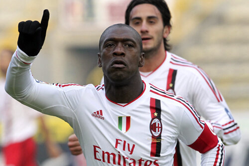 Clarence Seedorf a reuşit o execuţie perfectă în meciul cu Bologna.