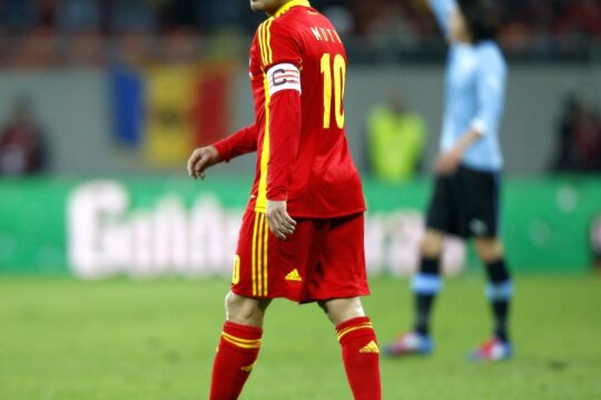 Victor Piţurcă şi Adrian Mutu au convenit ca jucătorul să rămînă la Ajaccio să se pună la punct cu pregătirea