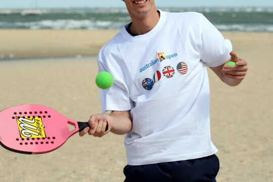 Andy Murray munceşte pe plajă, dar are şi mici momente de relaxare // Foto: Reuters