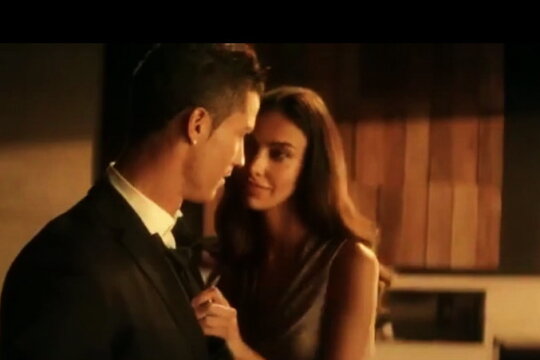 Mădălina Ghenea | Cristiano Ronaldo | Foto: youtube.com