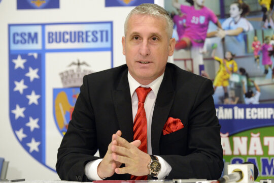 Constantin Căliman și-a dat demisia în urmă cu două săptămîni, însă încă este în funcție pînă i se va găsi înlocuitor