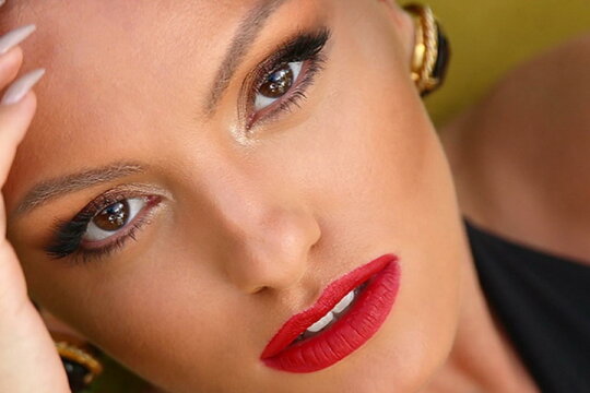 Alexandra Stan ► Foto: Facebook