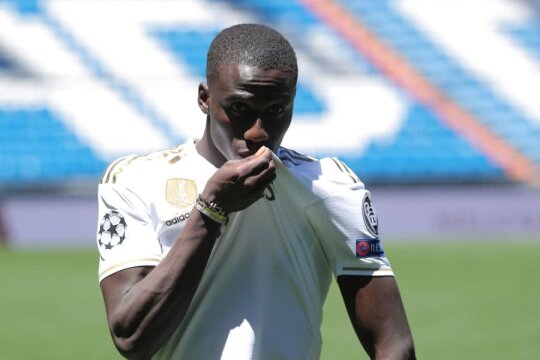 Ferland Mendy prezentat la Real Madrid Foto: Reuters