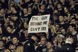 475371-fan.jpg 475371-fan.jpg