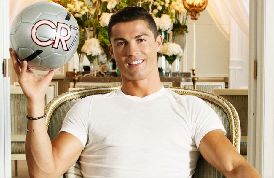Vrei să fii invitatul VIP al lui Cristiano Ronaldo la un meci Real Madrid - Barça? Uite ce trebuie să faci!