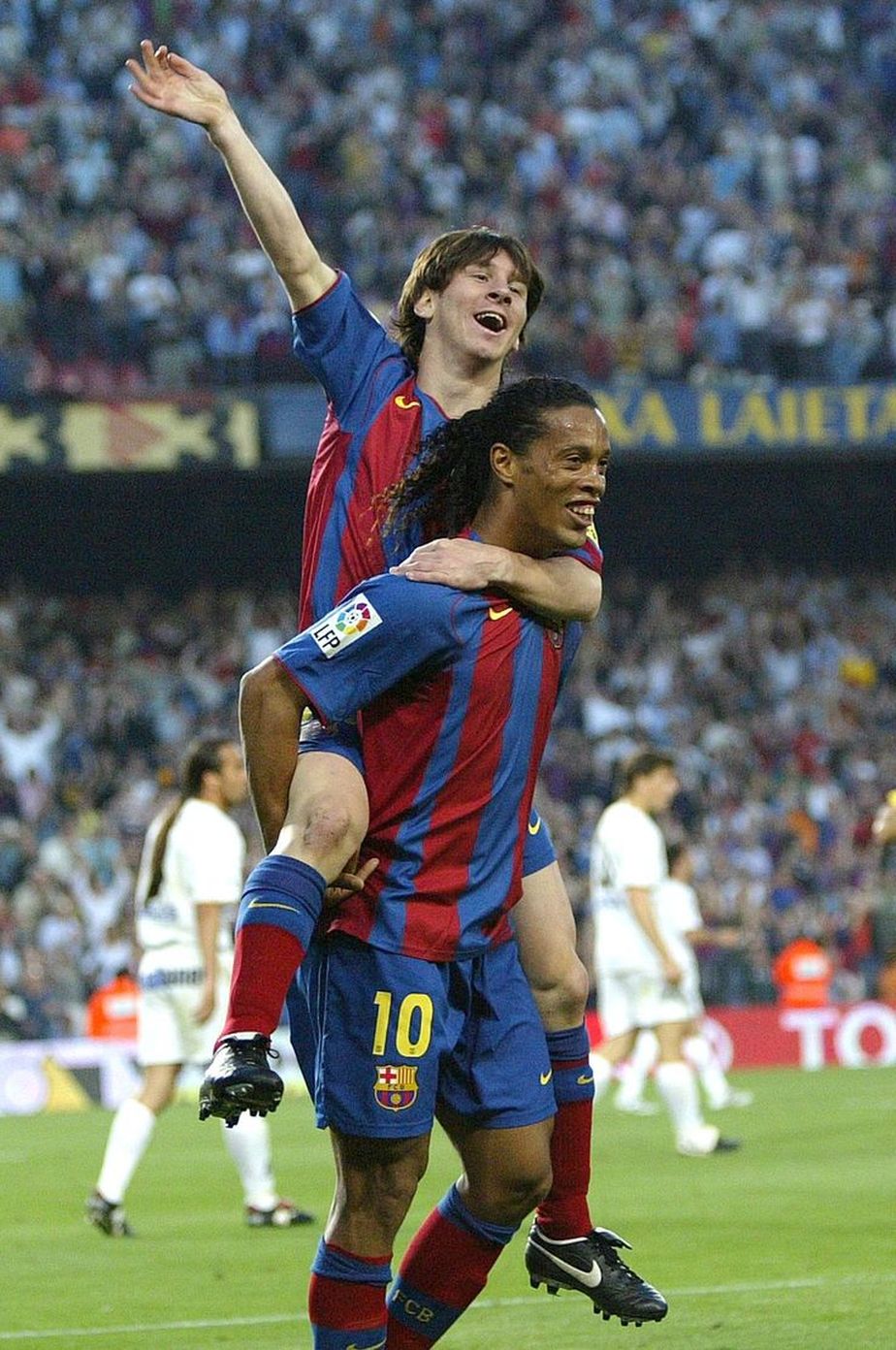 messi dinho