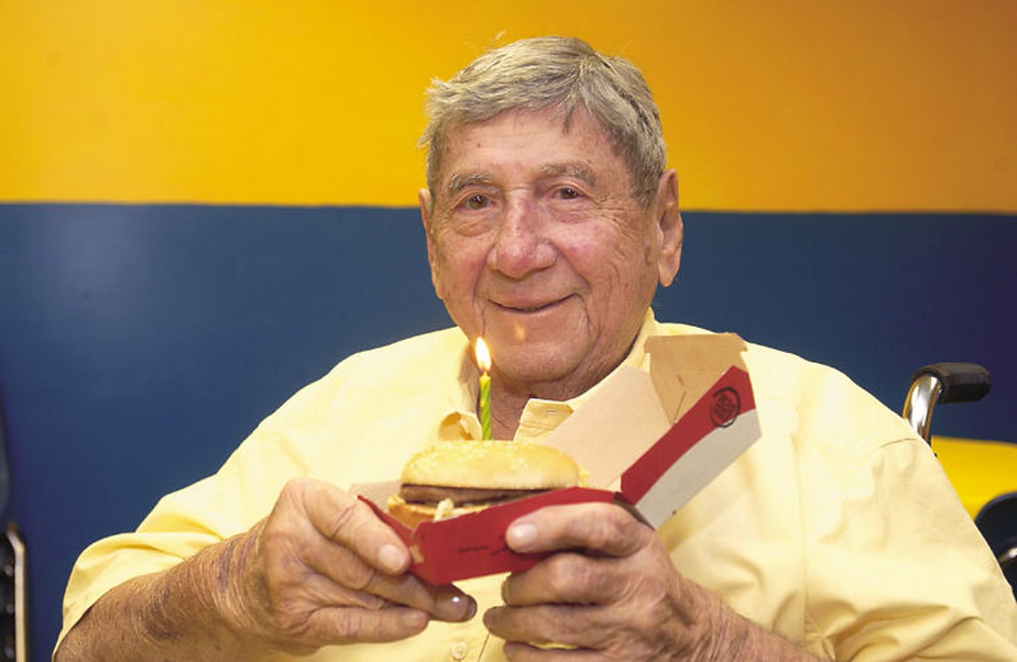 Creatorul Big Mac-ului a murit la vârsta de 98 de ani