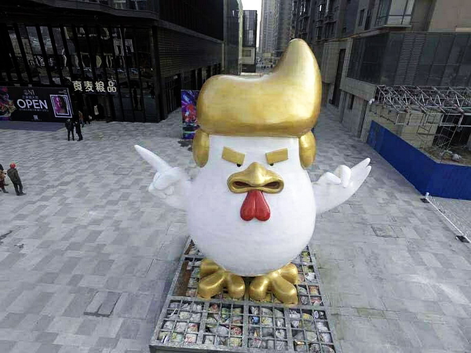 Cea mai tare statuetă a lui Trump se află în China