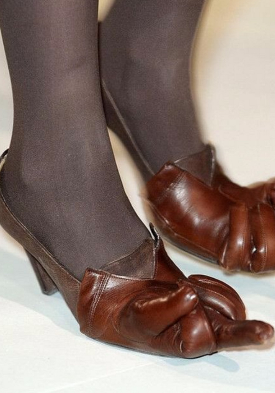 FOTO Aceștia sunt cei mai amuzanți pantofi din lume!