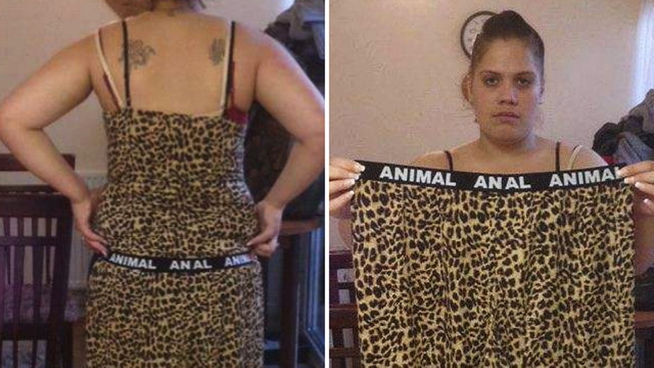 A comandat o pijama online, dar când a văzut ce scrie pe ea a rămas şocată!