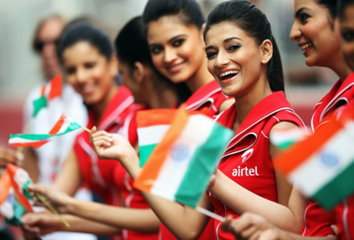 India sport. Гран-при Индии. Грид герлз формула 1 Индия. Индийские спортсмены. Индийская спортивная девушка.
