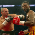 Adrian Diaconu a fost nevoit să se recunoască învins în faţa lui Chad Dawson Foto: Agerpres