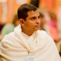 Yogeshvar Karthik