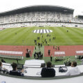 40.000, esprectiv 27.000, acesta este numărul spectatorilor care au fost pe noul Cluj Arena la cele două evenimente organizate pînă azi. Cu FC Braşov sînt aşteptaţi 10.000 de oameni