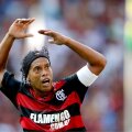 Ronaldinho, în tricoul lui Flamengo (foto: sobreisso.com)