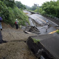 Imagine apocaliptică. Pămîntul s-a rupt şi scufundat în Japonia pe 11 martie 2011 // Foto: Reuters