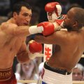 Wladimir Klitschko l-a învins prin KO pe Thomspon foto: reuters