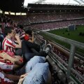 Fanii basci au trăit cu sufletul la gură finala de pe ”Național Arena” (foto: El Correo)