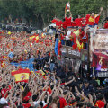 Nebunie la Madrid la petrecerea campionilor