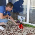 Fanii i-au adus un ultim omagiu în faţa Stadionului "Farul", primul pe care a jucat fotbal în România // Foto: Telegraf (Constanţa)