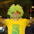 Fanii gazdelor s-au gătit de sărbătoare // Foto: Raed Krishan (Piatra-Neamţ)
