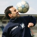 Ion Viorel vrea să se împartă între fotbal şi politică