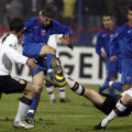 În 2005, Steaua s-a calficat la penalty-uri după ce pierduse cu 2-0 la Valencia.