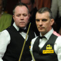 John Higgins și Mark Davis, foto: sportinglife.com