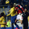 Dinamo şi Petrolul sînt la egalitate în meciurile directe, fiecare echipă cîştigînd cu 2-1 partida de pe teren propriu