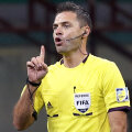 Damir Skomina a arbitrat-o în acest sezon și pe Bayern, contra Barcelonei (3-0), și pe Borussia, la 3-0 cu Șahtior // Foto: Reuters
