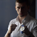 Bogdan Juratoni e mîndru de medalia sa de argint // Foto: Cristi Preda