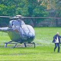 Țerbea zbura cu elicopterul oriunde avea
treabă, folosind acest mijloc de transport
mai des chiar decît mașina