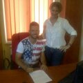 Paulinho, alături de Anamaria Prodan la semnarea contractului foto: facebook