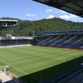 Dreisamstadion a fost prima arenă din Bundesliga dotată cu panouri solare ce asigură electricitate tuturor utilităților